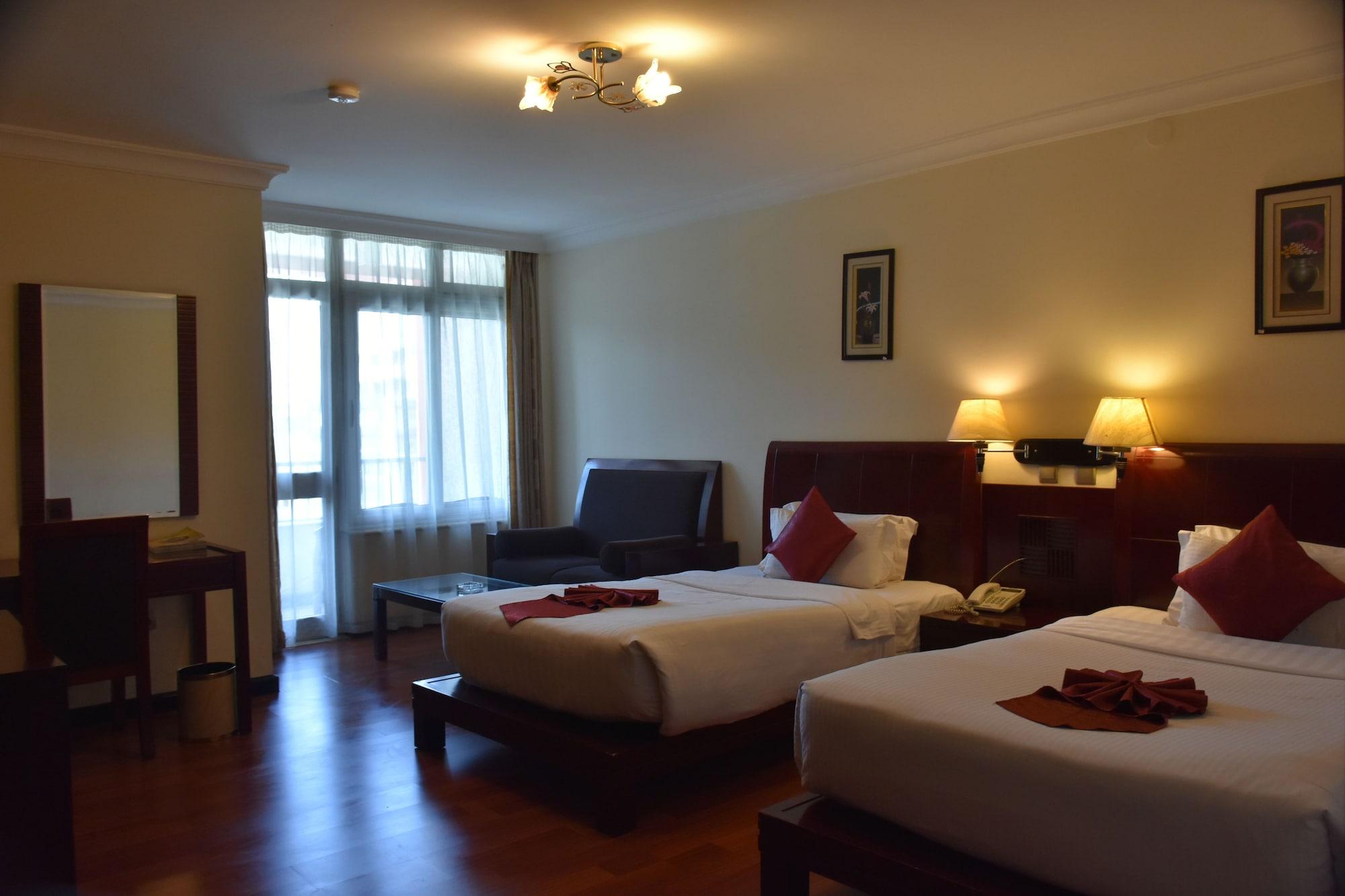 Kaleb Hotel Адис Абеба Екстериор снимка